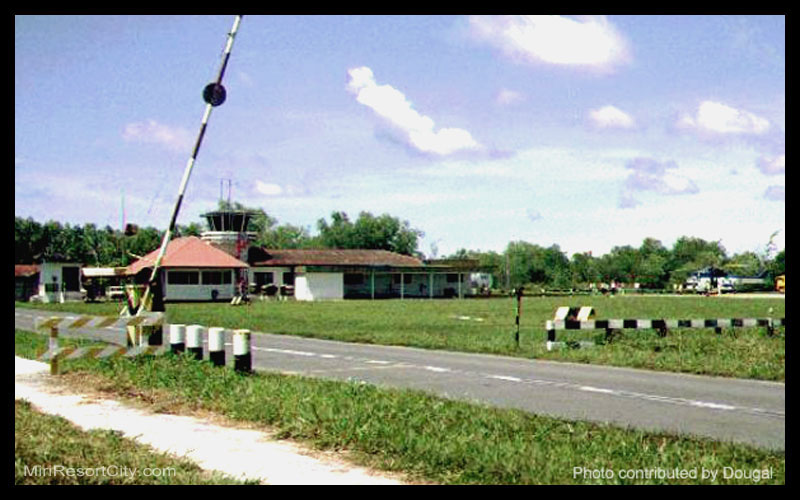 Lutong Airstrip in all its glory, 1989. Photo by Dougal